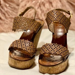 Tory Burch Espadrille Sandals - US 8M